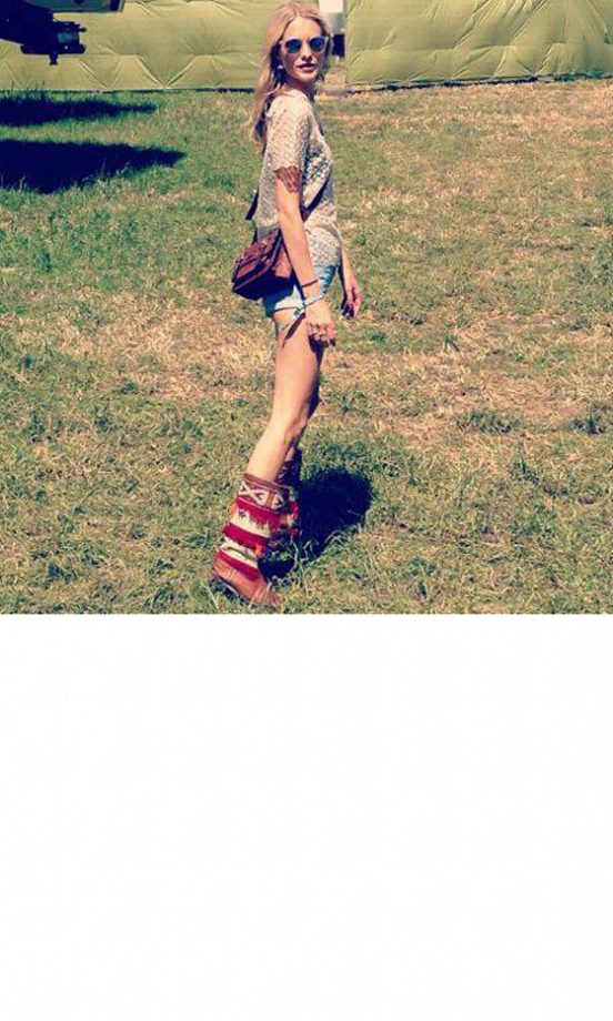 Poppy Delevingne Bares Her Slinky Pins Backstage At Glastonbury, 2013