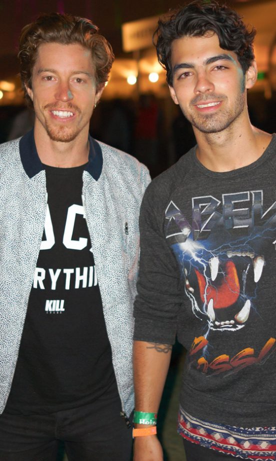 Joe Jonas Parties With His Pal Backstage At Coachella, 2013