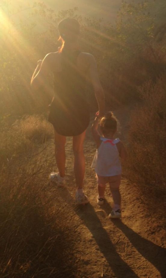 Victoria Beckham And Harper Go For A Hike In The Hollywood Hills, 2013