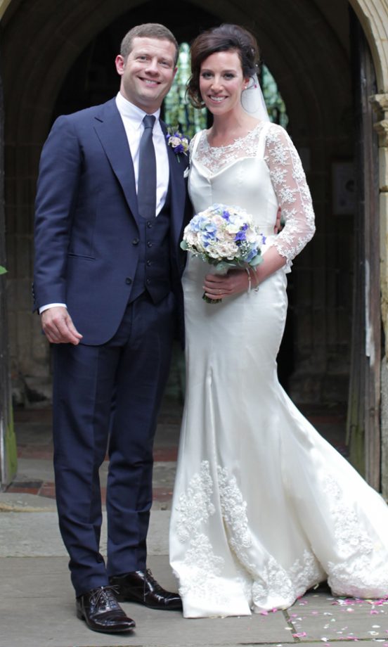 Dermot O'Leary And Wife Dee Koppang Cosy Up In Front Of Their Wedding Church, 2012
