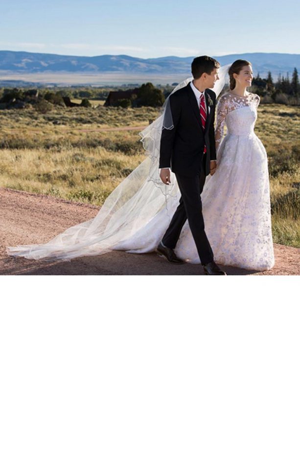Allison Williams Marries Ricky Van Veen In Oscar De La Renta, 2015