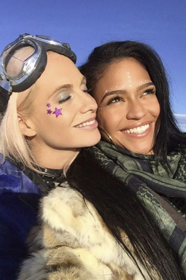 Cassie and Poppy Delevingne Look Picture Perfect At The Burning Man Festival, 2015