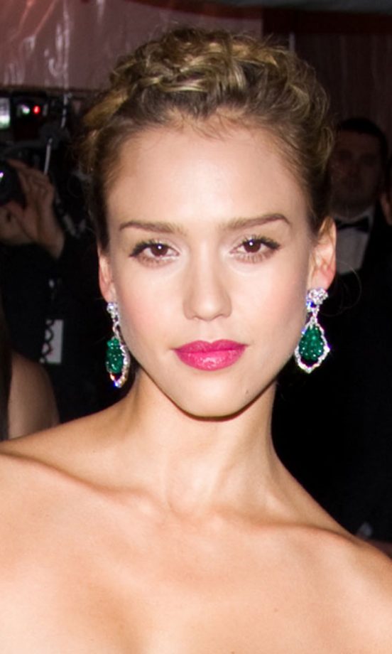 Jessica Alba Wearing A Plaited Hairband Hairstyle, 2009