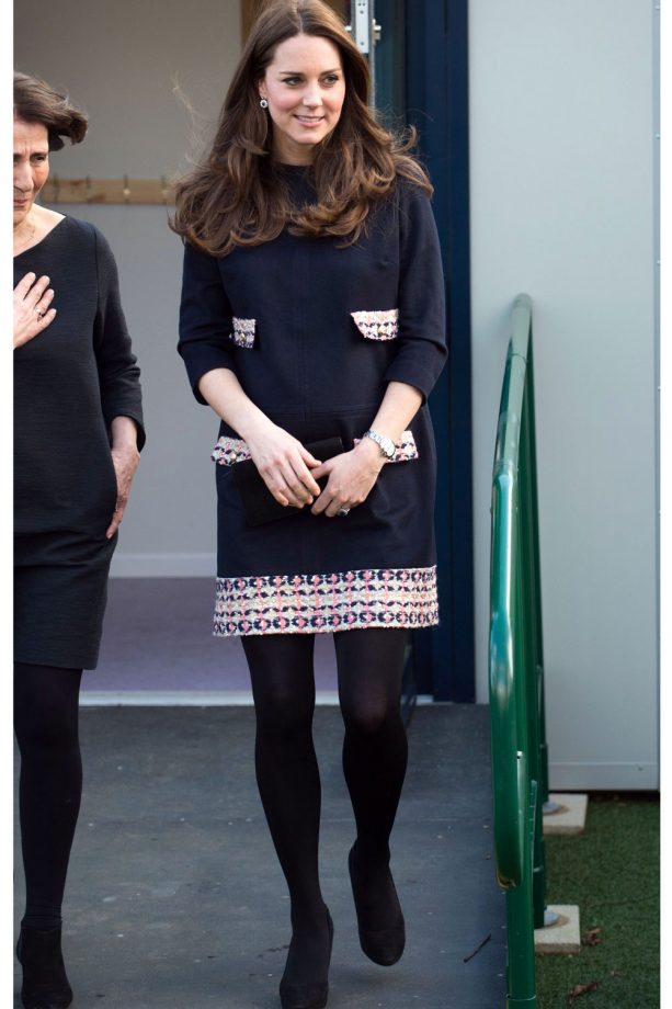 Kate Middleton Rocks A Shift Dress While Visiting Barlby Primary School, 2015