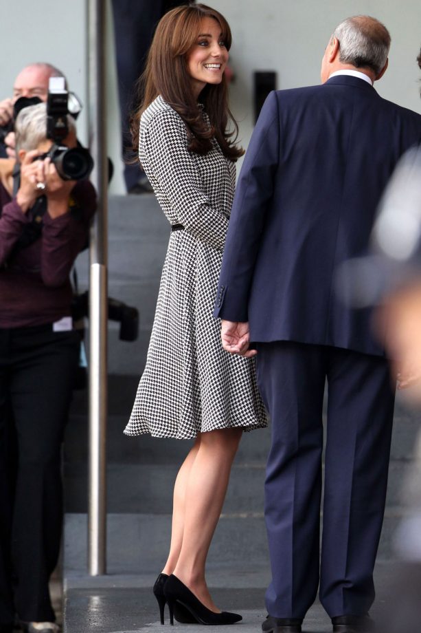 Kate Middleton Pairs Her New Fringe With A Gingham Coat At London's Anna Freud Centre, 2015