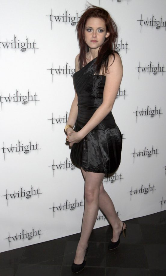 Kristen Stewart At The London Premiere Of Twilight, 2008