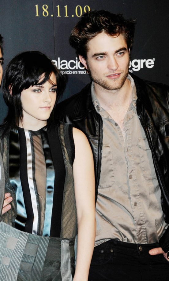 Kristen Stewart And Robert Pattinson Promote New Moon, 2009
