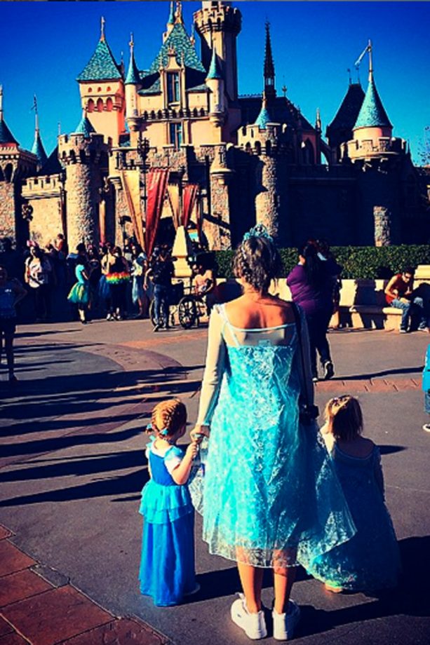 Lily Allen Takes Daughters Ethel Mary and Marnie Rose To Disneyland