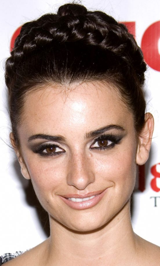 Penelope Cruz Wearing A Plaited Updo Hairstyle, 2006