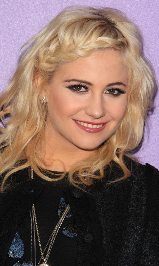Pixie Lott Wearing A Side Plait Hairstyle, 2009