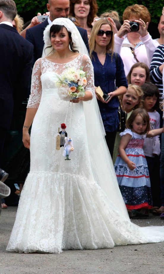 Lily Allen Looked Beautiful In A Lace Wedding Dress By Delphine Manivet, 2011