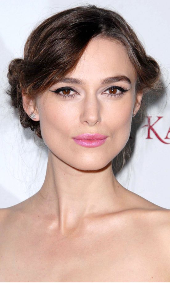 Keira Knightley Goes For A Vintage Updo At The 'Anna Karenina' Premiere, 2013