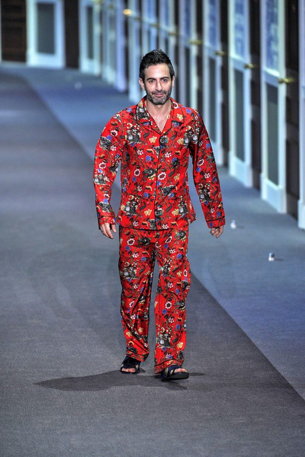 Marc Jacobs Takes His Louis Vuitton Bow In None Other Than His Printed Pj’s, 2013