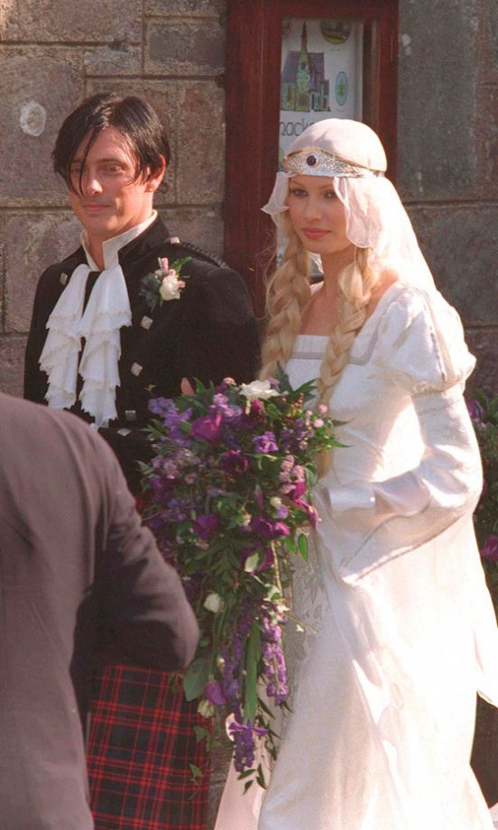 Model Kirsty Hume Went For A Medieval Theme At Her Wedding To Donovan Leitch, 1997