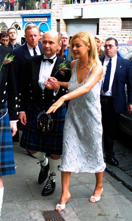 Gail Porter Arriving At Her Wedding To Dan Hipgrave Wearing A Silk Applique Dress By Ronit Zlika, August 2001