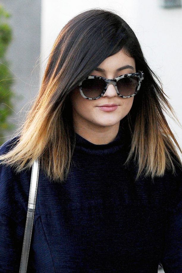 Kylie Jenner Experiments With A Dark To Light 'Do