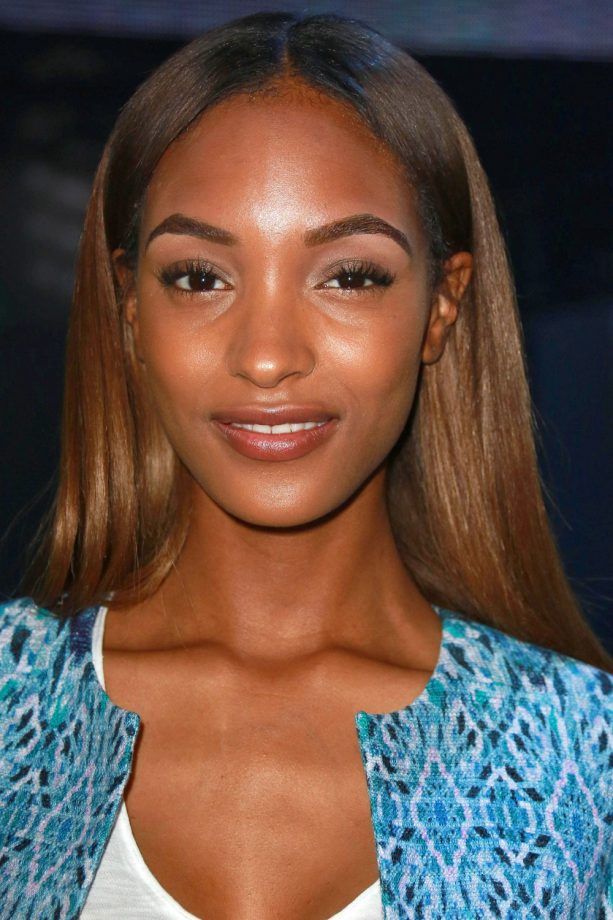 Jourdan Dunn Rocks A Subtle Ombre On Her Brunette Locks