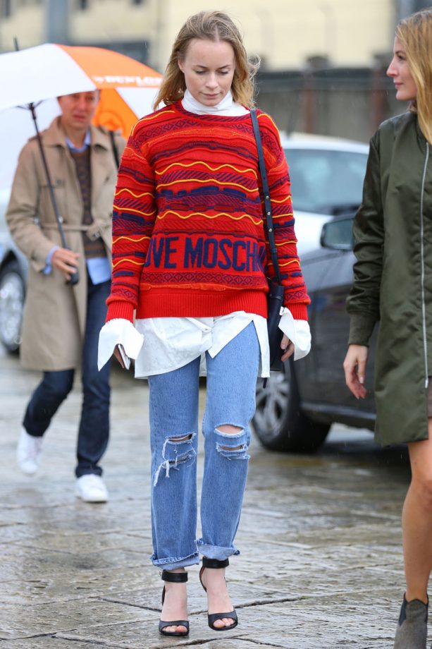 Exaggerated Sleeves? So Very 90’s