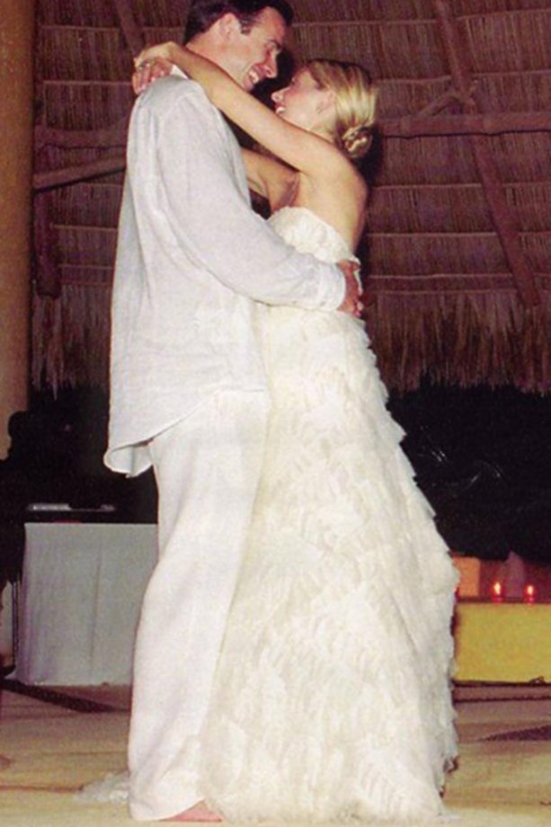 Sarah Michelle Gellar Shares A 13th Anniversary Snap Of Her Wedding To Freddy Prinze Jr., 2015