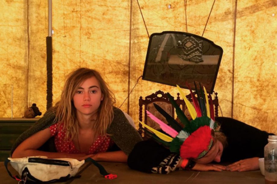 Suki Waterhouse Looks All Festival-ed Out At The Burning Man Festival, 2015