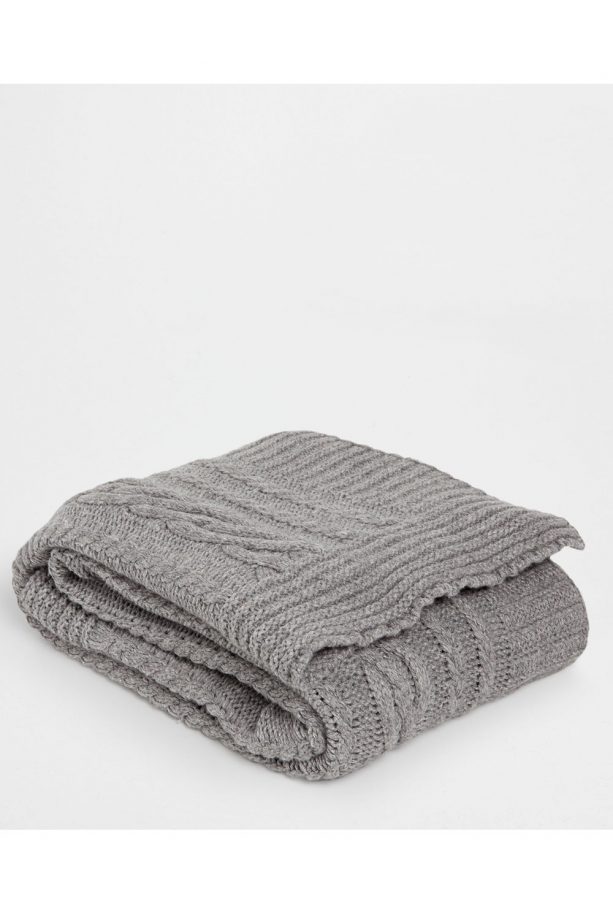 Zara Cable Knit Blanket, £79.99