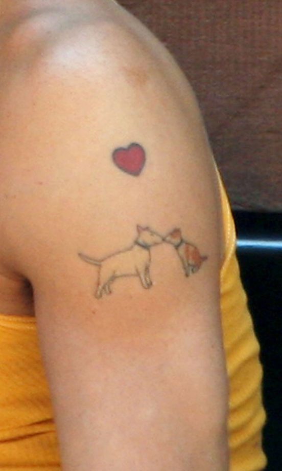 Marc Jacobs' Kissing Dogs, 2007