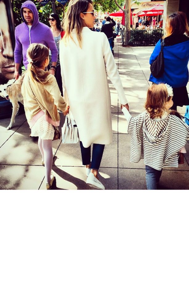 Jessica Alba Has A Day Out With Her Two Girls Honor And Haven, 2015