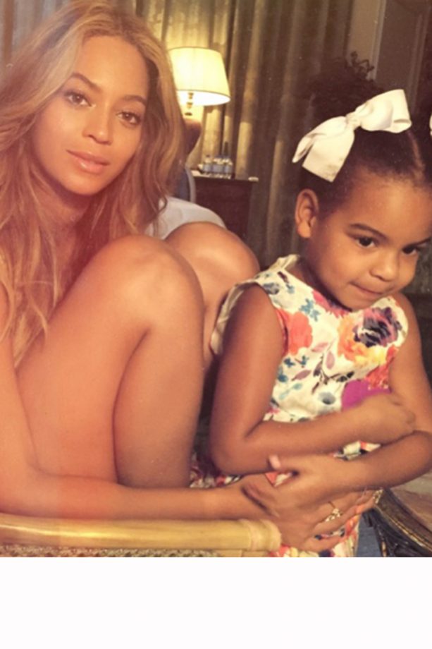 Beyonce And Blue Ivy Share A Touching Mother Daughter Snap From Their Hotel Room In Italy, 2015