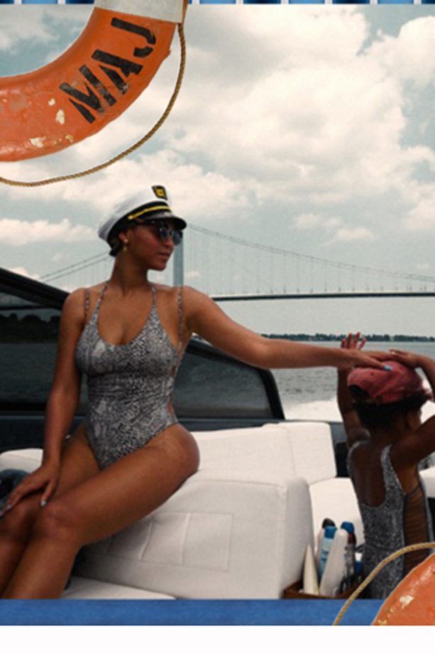 Beyoncé And Blue Ivy Wear Matching Swimsuits Around New York Harbour, 2015