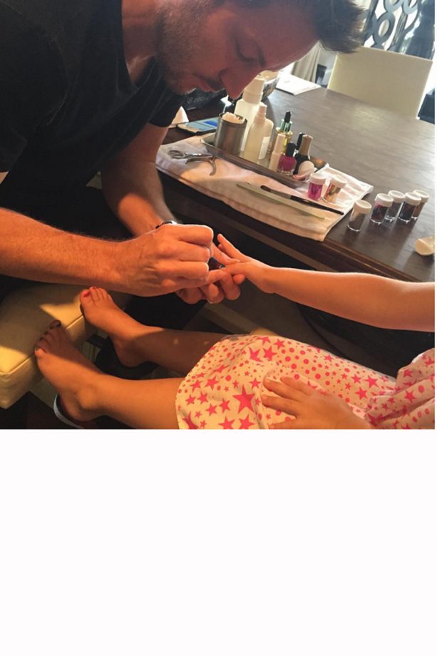 Harper Beckham Gets A Mani-Pedi From Jennifer Lopez's Manicurist, 2015