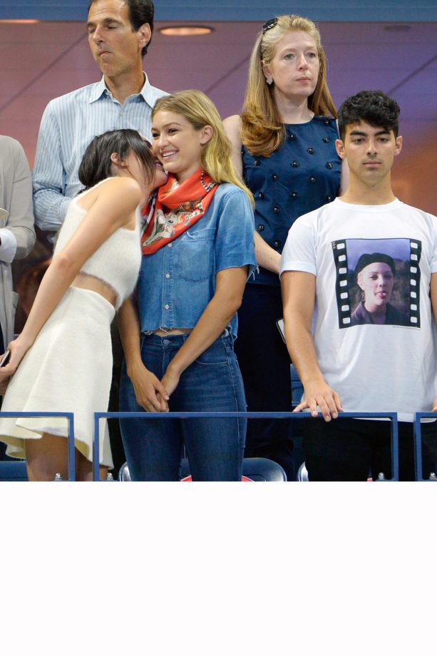 Kendall Jenner Hilariously Gatecrashes BFF Gigi Hadid And Joe Jonas' Date At The US Open, 2015