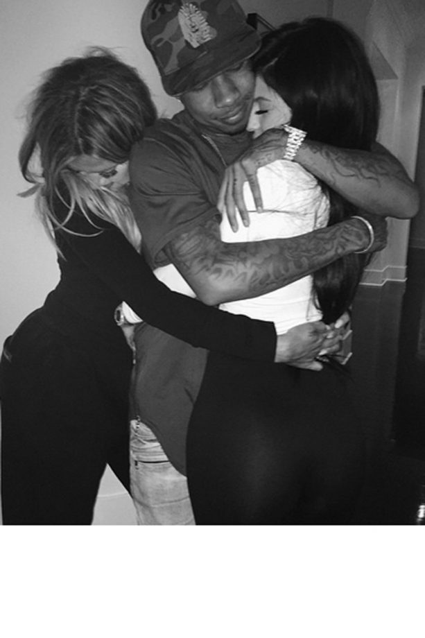 Khloe Kardashian Posts A Cute Snap With Kylie And Her Rumoured Boyfriend, 2015