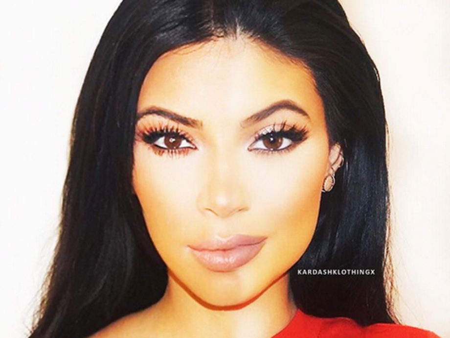 Someone's Morphed Kylie And Kim's Face And It's Epic, 2015