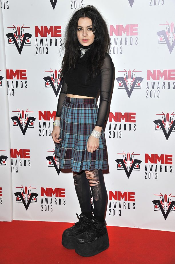 Charli XCX Punks It up To The NME Awards, 2013