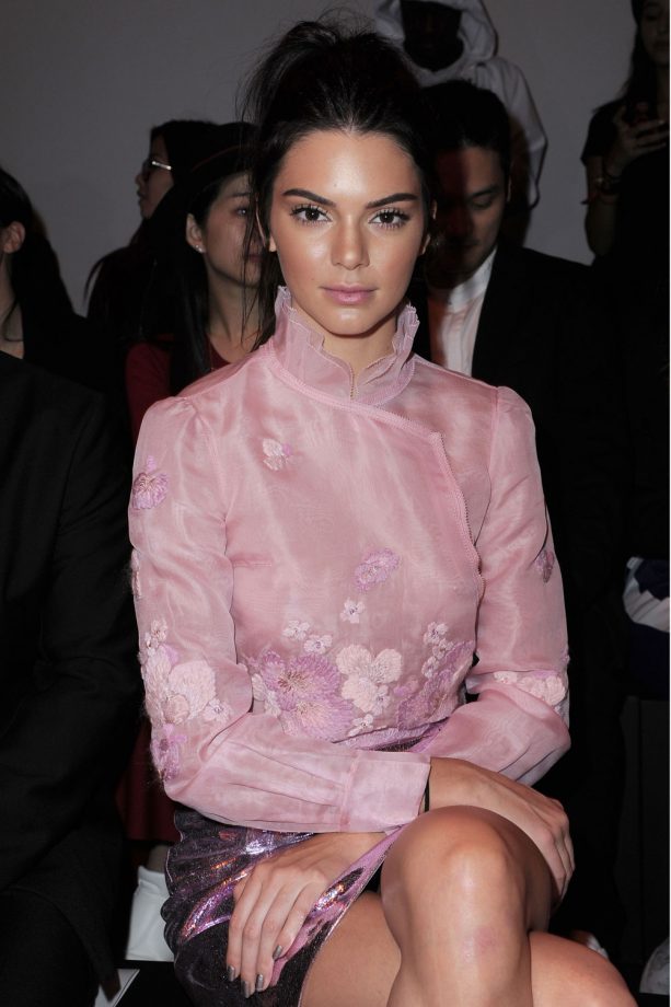 Kendall Jenner Front Row At Shiatzy Chen, 2015