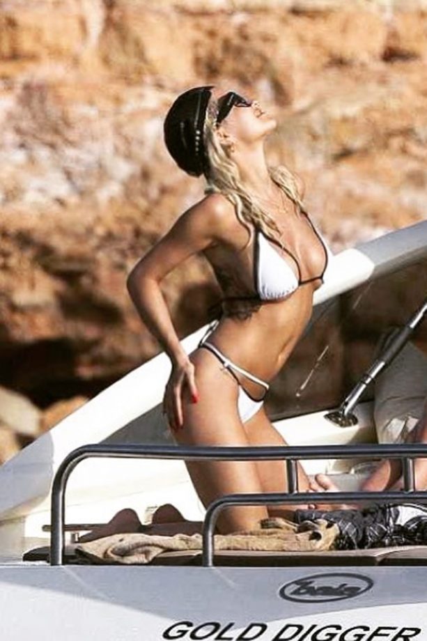 Rita Ora Lives It Up In Ibiza In A Black And White Sian Swimwear Bikini, 2015