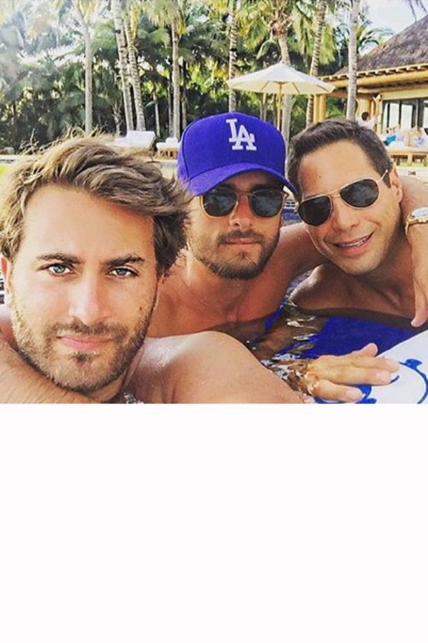 Scott Disick Parades His Boys' Holiday In Mexico On Instagram, 2015