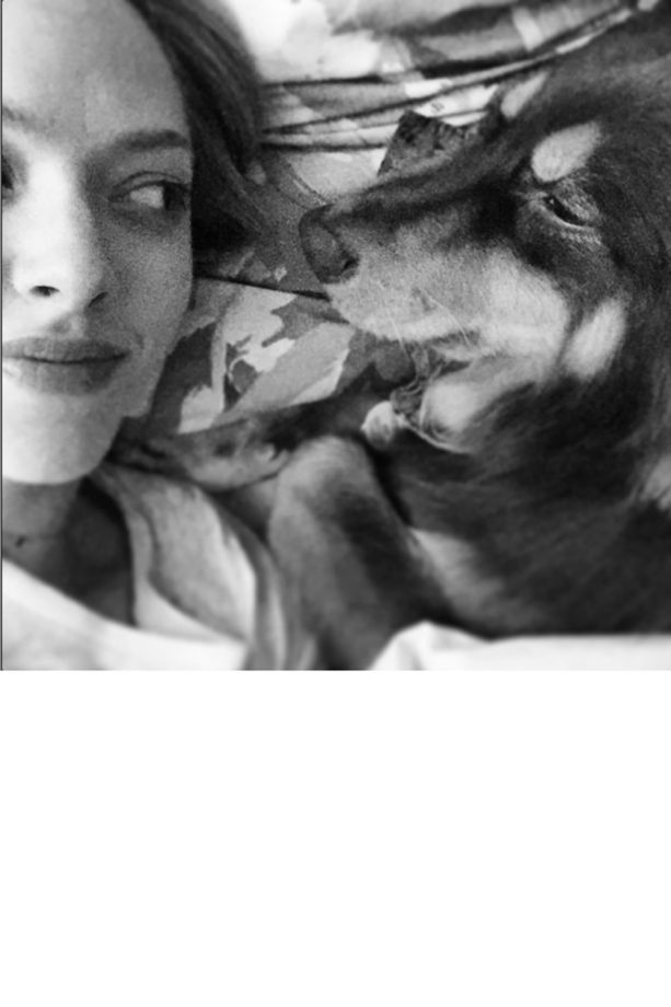 Amanda Seyfried Shares This Cute Snap Of Her And Her Dog Finn, 2014