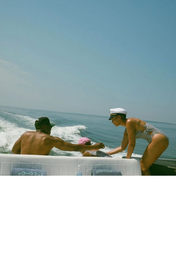 Beyoncé And Jay-Z Enjoy Time Out On The Sea In Europe With Blue Ivy, 2015