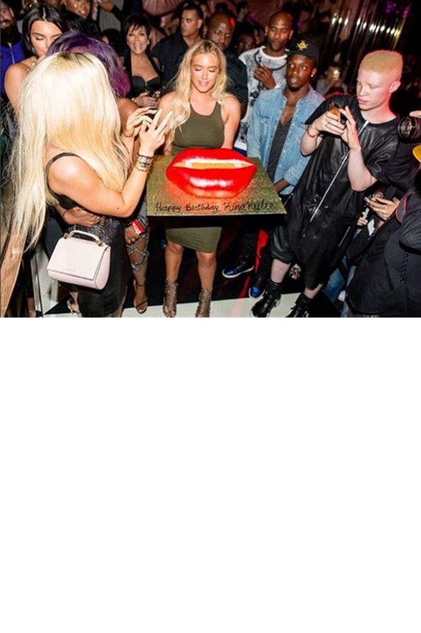 Kylie Jenner Celebrates Her 18th Birthday With Pals, 2015