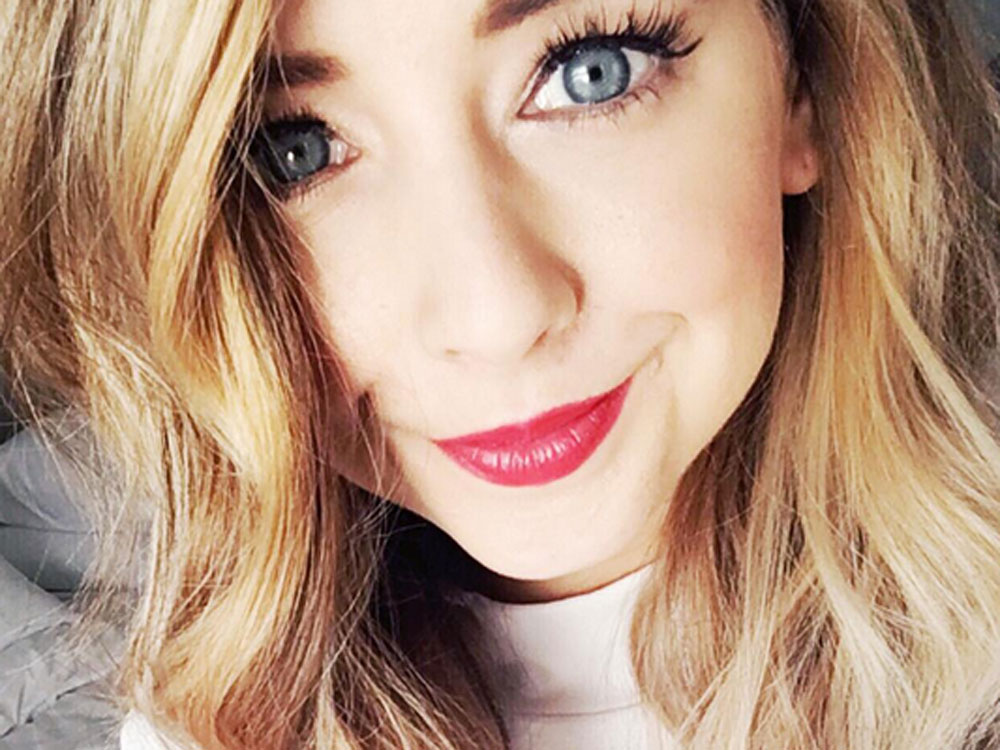 1. Zoella Debuts New Blonde Hair on Instagram - wide 8