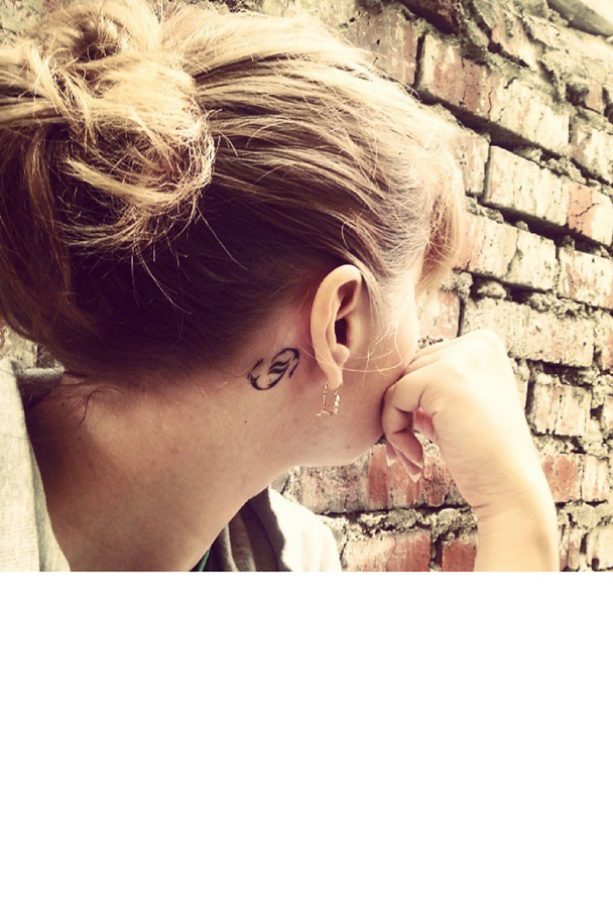 Do It Like A Pisces With This Tattoo Behind The Ear, @alyon4i