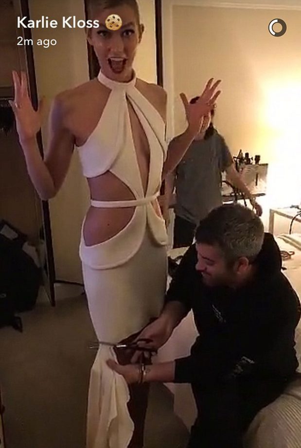 Karlie Kloss Cut Her Dress To Mini Length After Spilling Red Wine On The Hem