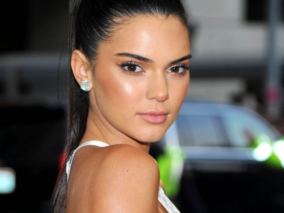 Kendall Jenner Makeup Met Gala Saubhaya Makeup