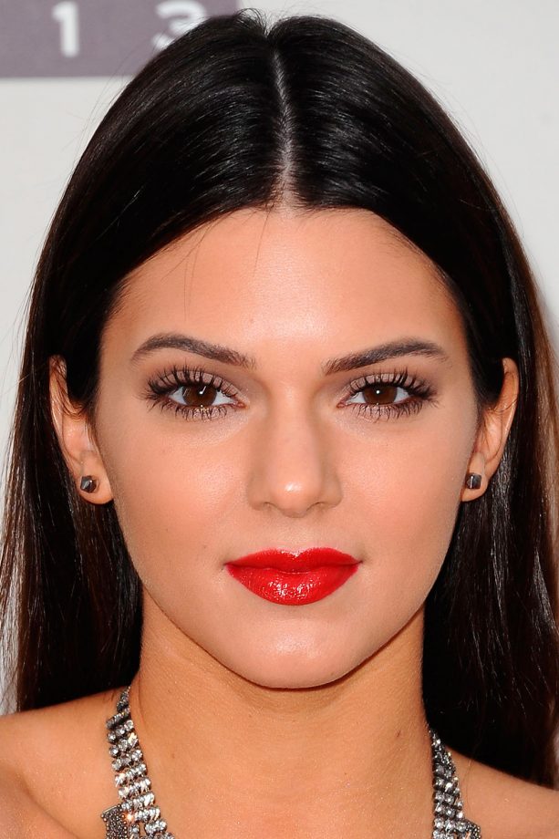 Kendall Jenner Rocks Classic Straight Middle Parting Hair With A Bold Super Shinny Red Lip, 2013