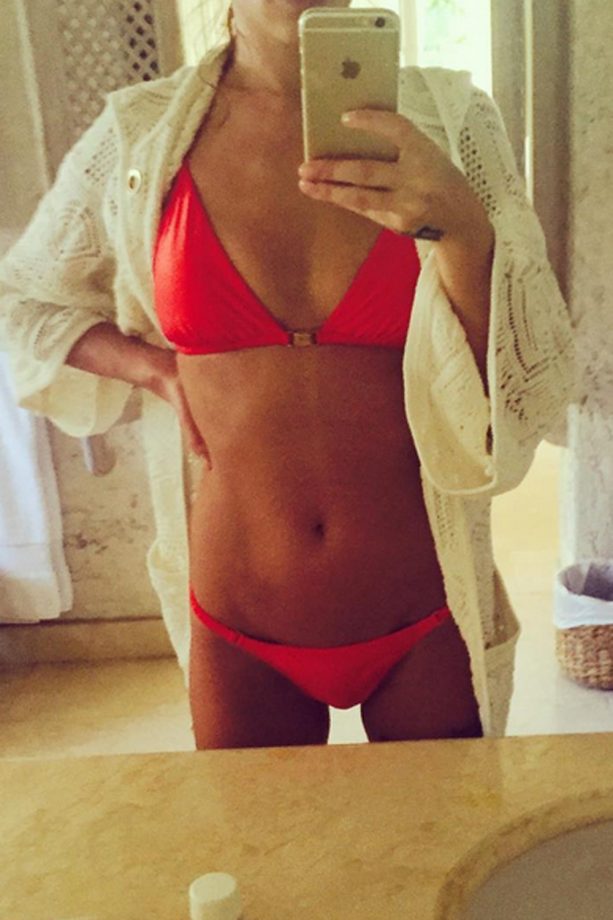 Cheryl Fernandez-Versini Shows Off Her Sizzling Bikini Body In Barbados, 2016
