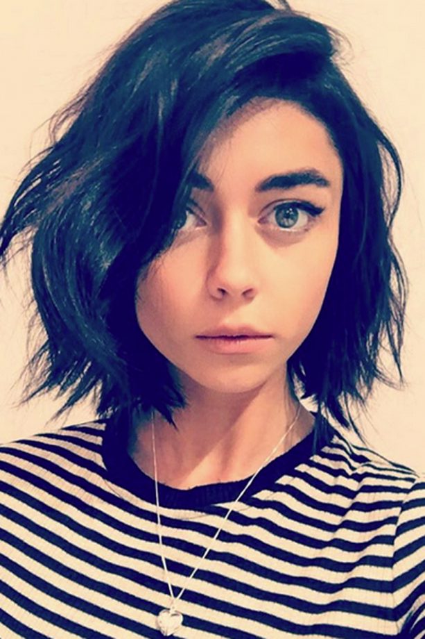 Sarah Hyland Takes A Trip To The Dark Side And Goes Brunette, 2016