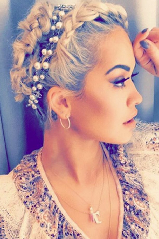Rita Ora Weaves Pretty Pearls Into Her Updo, 2016