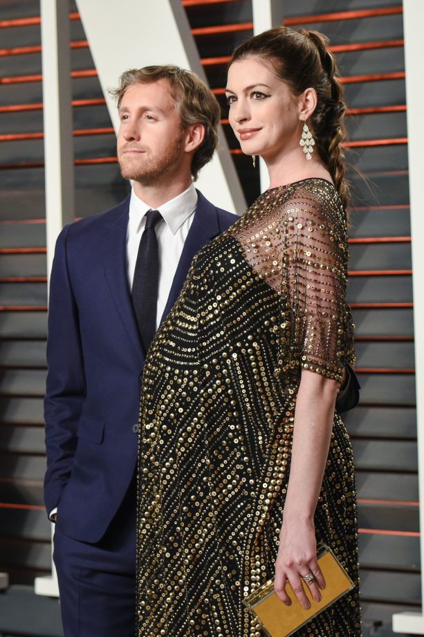 Anne Hathaway And Adam Shulman Name Their Baby Boy Jonathan Rosebanks, 2016