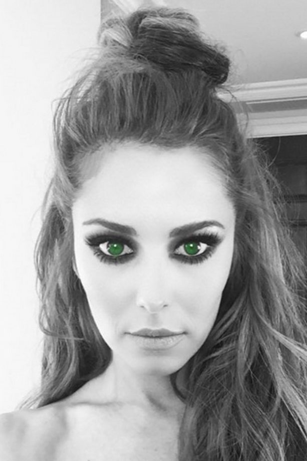 Cheryl Fernandez-Versini Gives Us A Glimpse Of Her Brit Awards Outfit, 2016